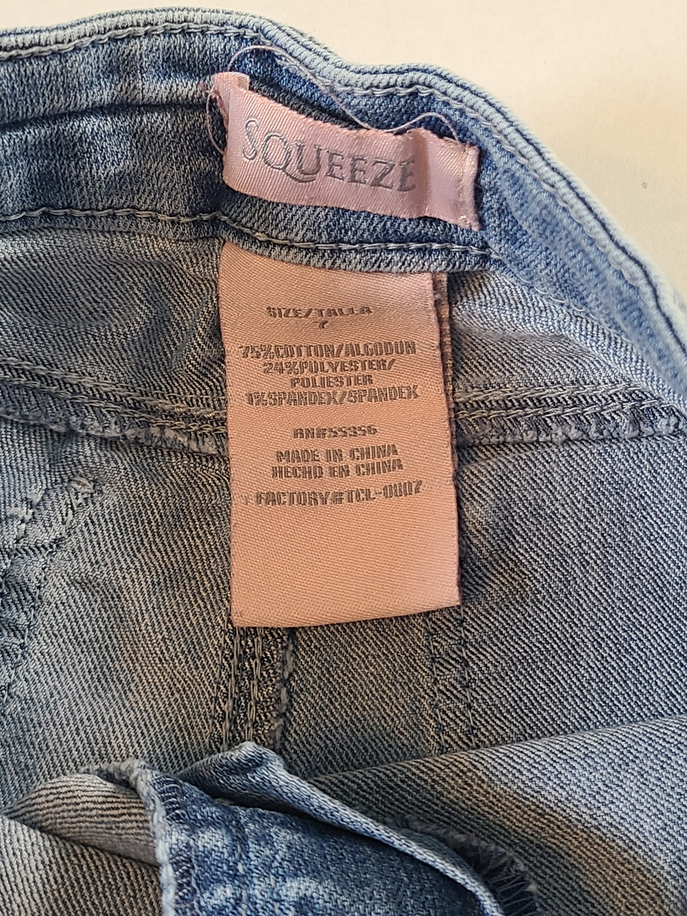 Squeeze Girls Light Blue Denim Cutoff Jean Shorts Size 7 - Picture 4 of 9